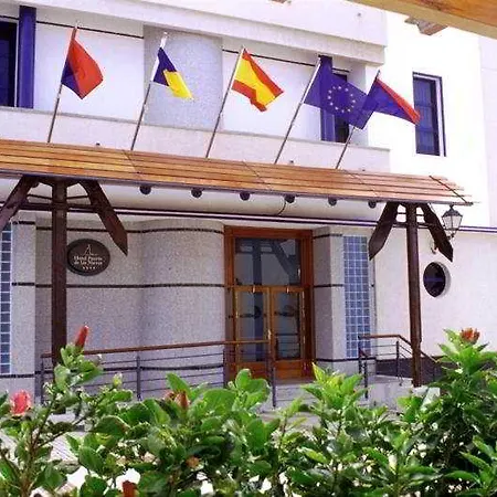 Puerto De Nieves מלון 4*