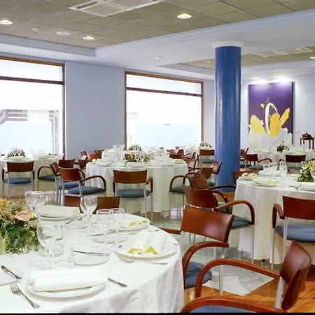 Hotell Puerto De Nieves 4*